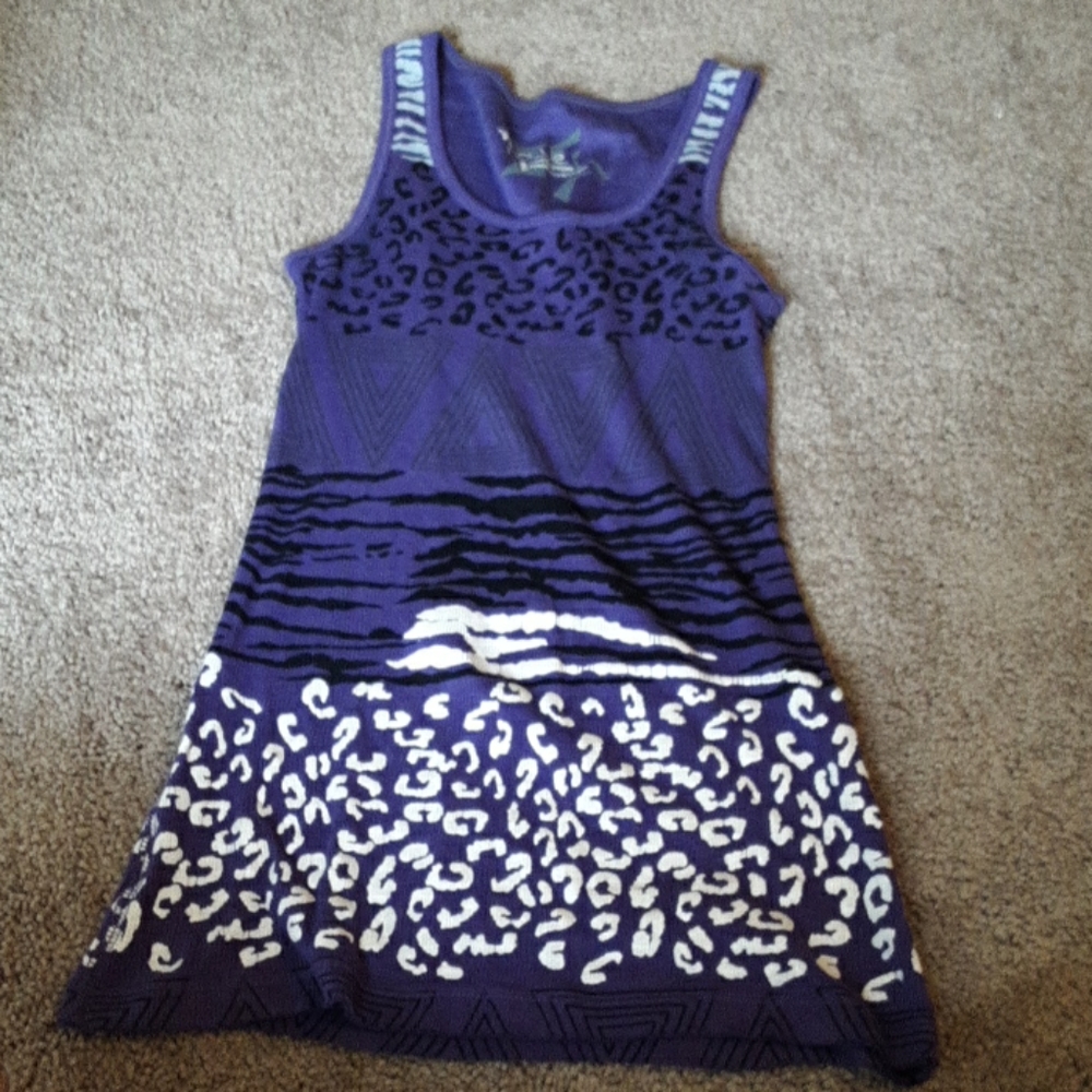 Nollie sleeveless top